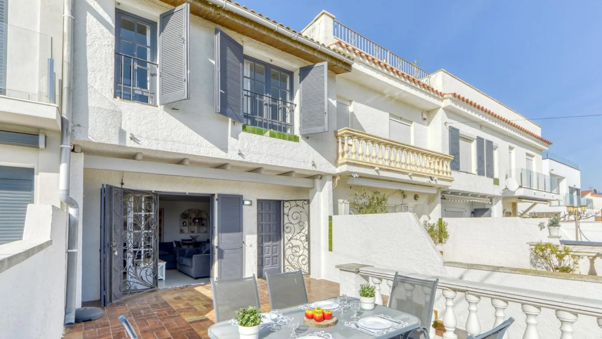 Holiday Home Salins I By Interhome Empuriabrava